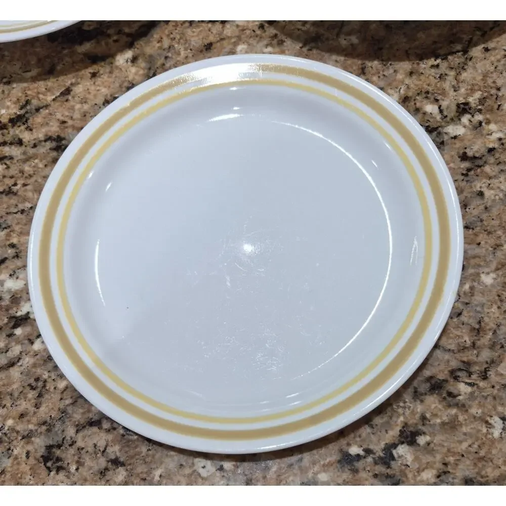 Corelle Citrus Dinnerware (2 Rimmed Bowls & 1 Luncheon Plate) Yellow